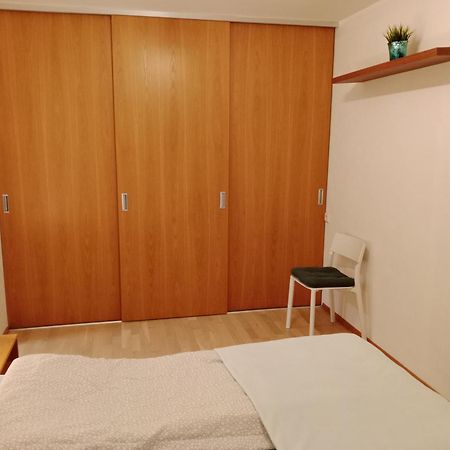 City Center Raua Apartment With Balcony Talin Exterior foto